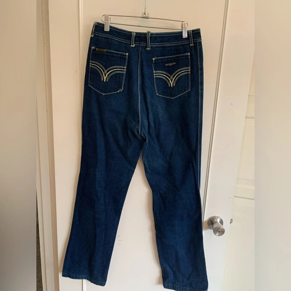 Vintage Givenchy 70's style straight leg high rise jeans. Size 28. - Picture 5 of 17